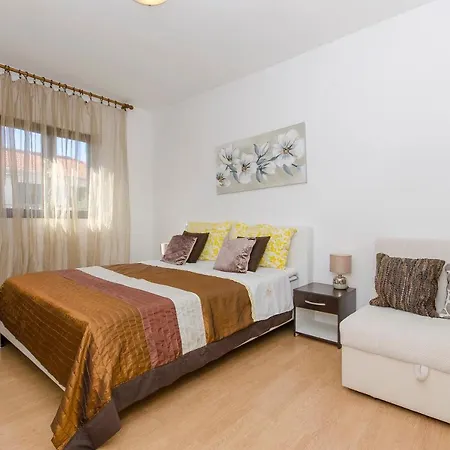 Derado Apartmán
