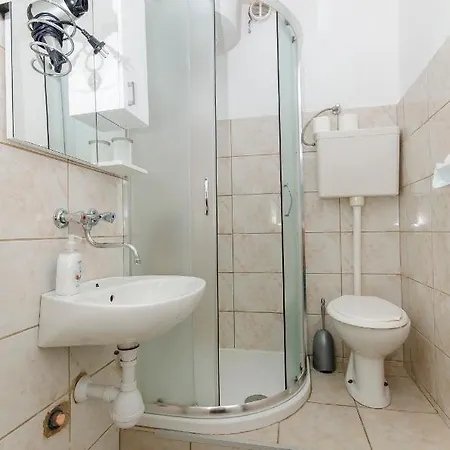 Apartament Derado *