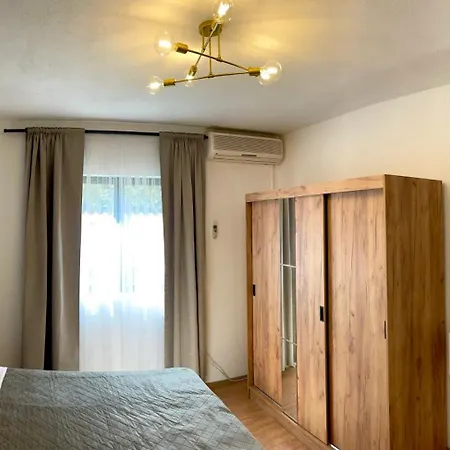 Apartament Derado